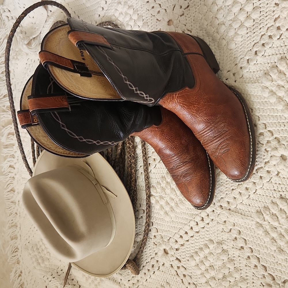-- Hondo Vintage Leather Western Cowboy Boots Black Brown Size Men's 7.5 D